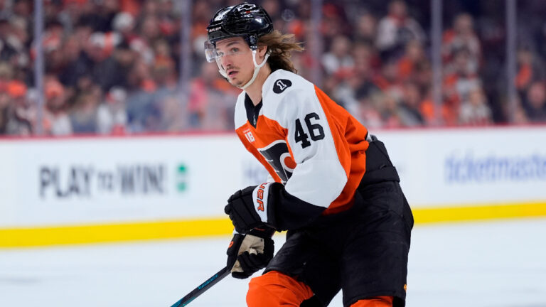 Flyers, Trevor Zegras agree to four-year contract