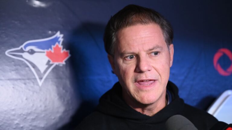 How Blue Jays could approach trade deadline from murky middle