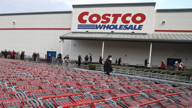 Is Costco open on July 4th?