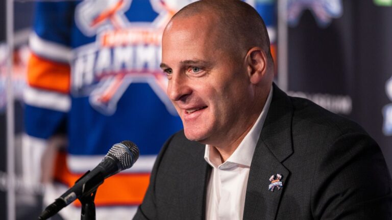 Islanders, Alex Jefferies avoid arbitration