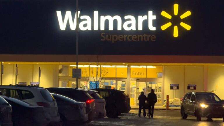 Jim Cramer's unexpected 1-word reaction to Walmart stock