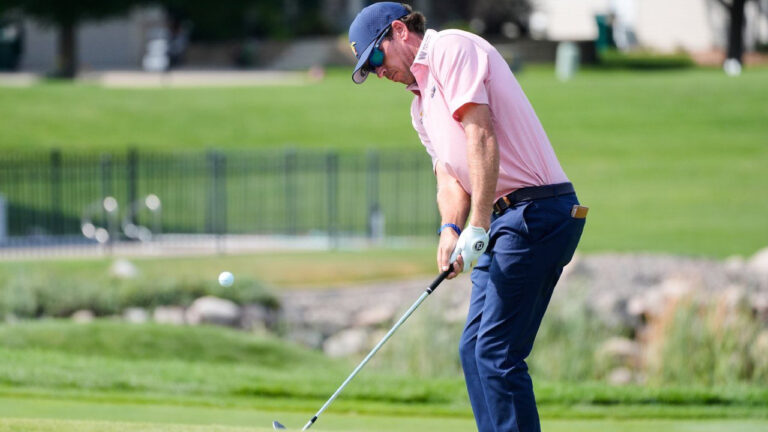 Kohles shoots 62 to take first-round lead at 3M Open, Scheffler three shots back