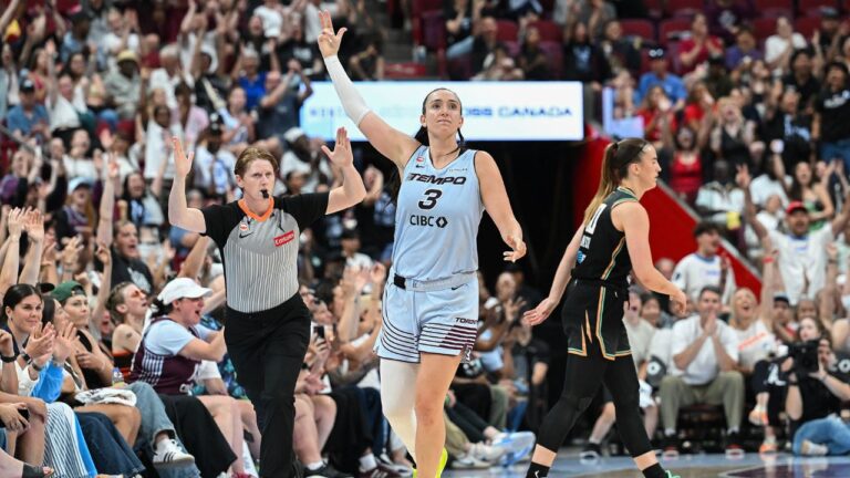 Mabrey scores 30 points, Tempo hold off Liberty for victory