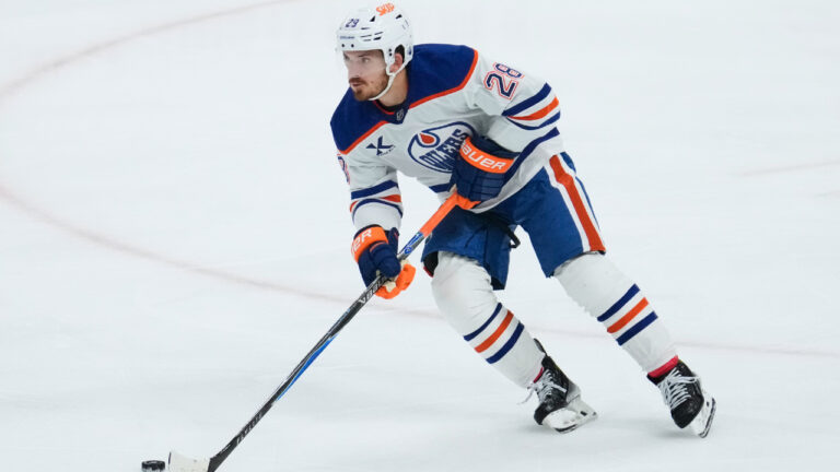 Maple Leafs sign forward Jack Roslovic to two-year contract