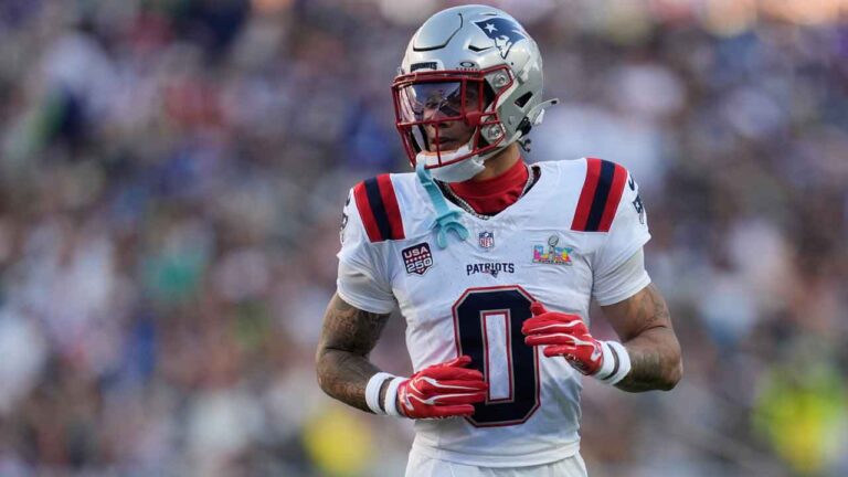 Patriots owner: Gonzalez has been offered highest contract in team history