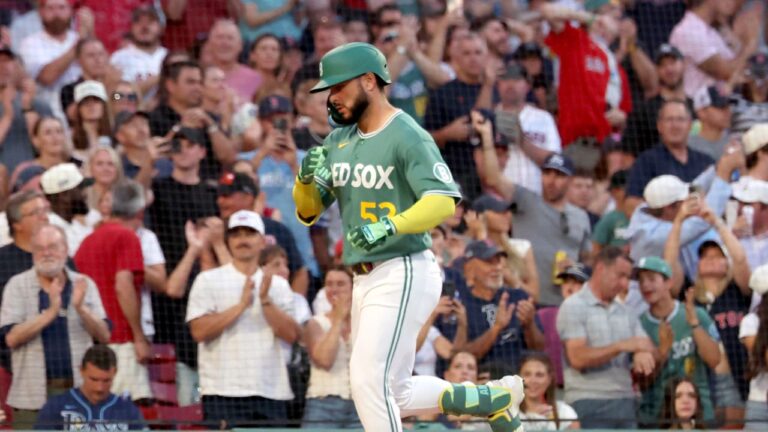 Red Sox sweep Rays, extend win streak to 11 games