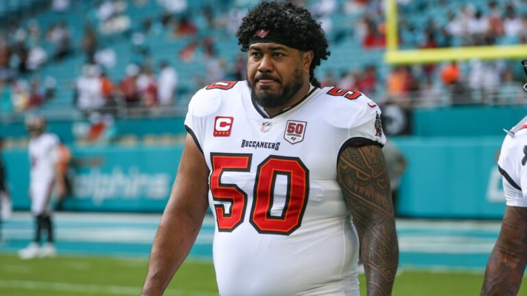 Reports: Buccaneers defensive tackle Vita Vea requests trade