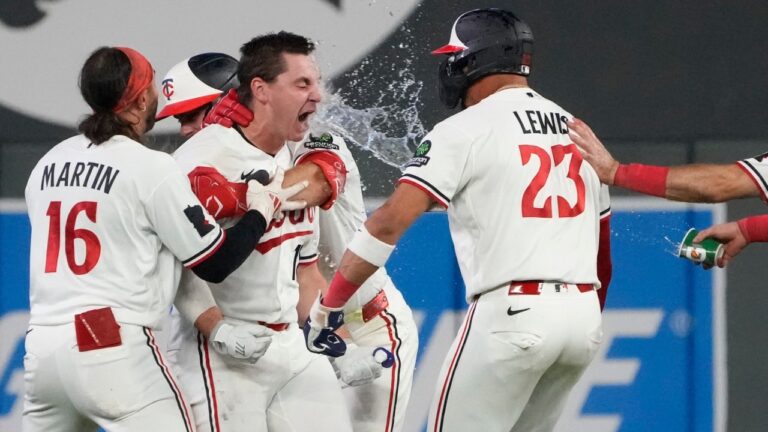 Roden’s walk-off single lifts Twins past Guardians