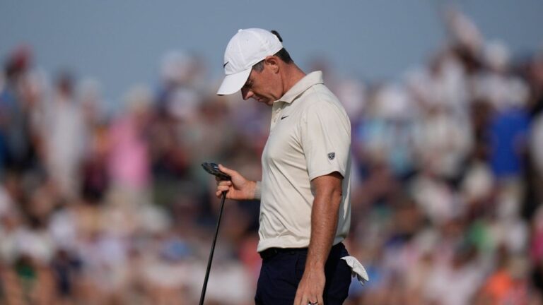 Rory McIlroy toils at Open Championship seven shots off first-round lead