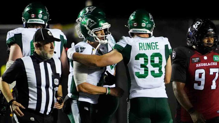 Roughriders hold on late to beat winless Redblacks