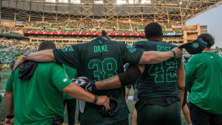 Roughriders honour victims of fatal crash