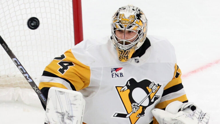 Stuart Skinner agrees to two-year, $7.5-million deal with Jets