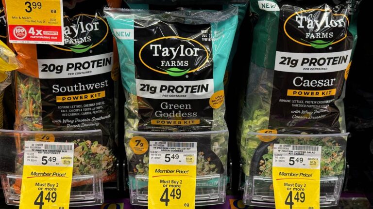 Taco Bell supplier pulls lettuce after parasite outbreak