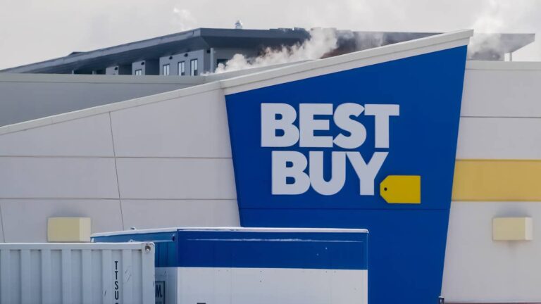 Best Buy's new CEO surprises investors with peculiar plan